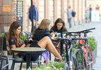 Diseñar espacios de mesa al aire libre para todas las estaciones