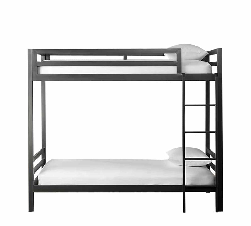 Litera individual Casa Ferro en habitación decorada