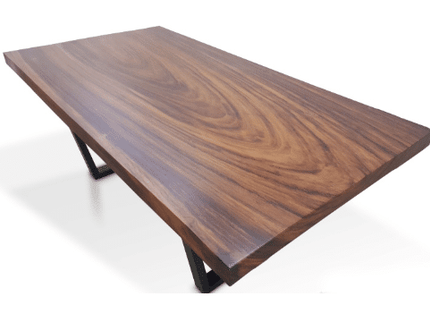 Elegante Mesa de Parota Natural para 4 a 8 Personas