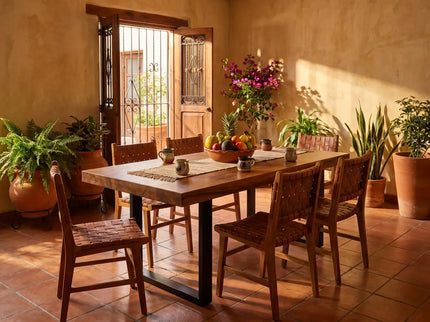 Comedor con mesa de parota